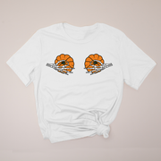 Skeleton Pumpkin Pinch - Halloween - T-Shirt