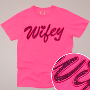 Doll Wifey - Glitter - T Shirt