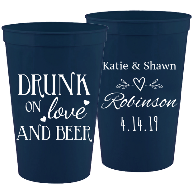 Wedding 058 - Drunk On Love And Beer Heart Leaves - 16 oz Plastic Cups