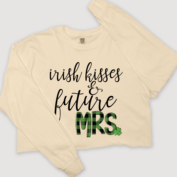 St. Patricks Day Long Sleeve T-Shirt Vintage Cropped - Irish Kisses & Future Mrs