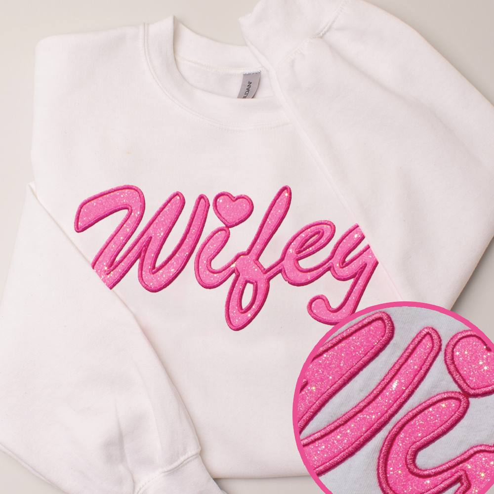 送料無料キャンペーン Doll Shop Bride Stop One | Sweatshirt - Glitter - Wifey トップス