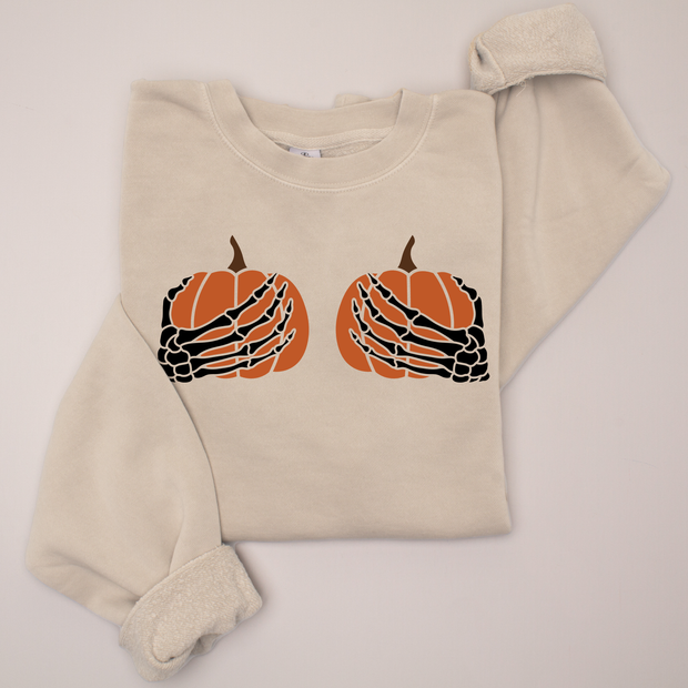 Skeleton Pumpkin Chest Hold High End - Halloween Sweatshirt